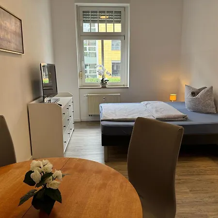 Apartment's Am Luisenpark - Stadtnah - Wlan - Smart Tv - Stellplatz